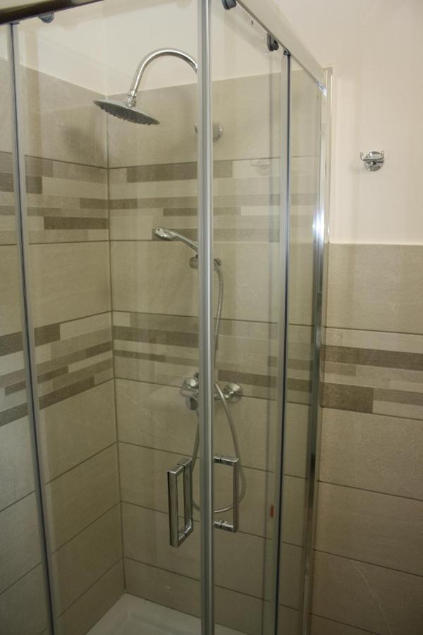 Due Cappuccini Apartment Palermo Ngoại thất bức ảnh