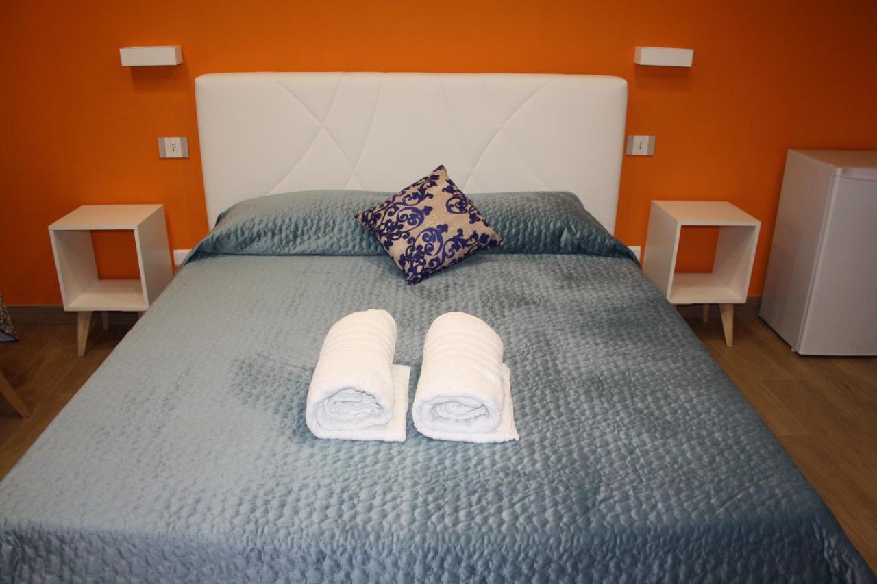 Due Cappuccini Apartment Palermo Ngoại thất bức ảnh